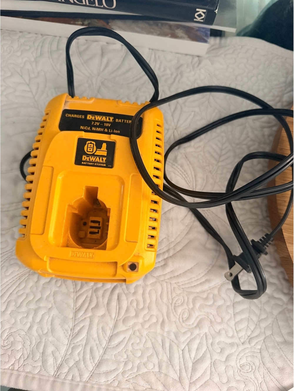 Dewalt charger base DC9310